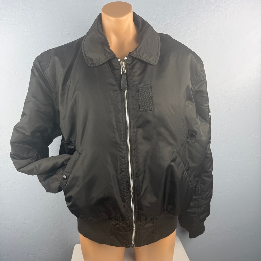 Knox Armory B-15 Flight Jacket Mens
XL Black Military Style Bomber